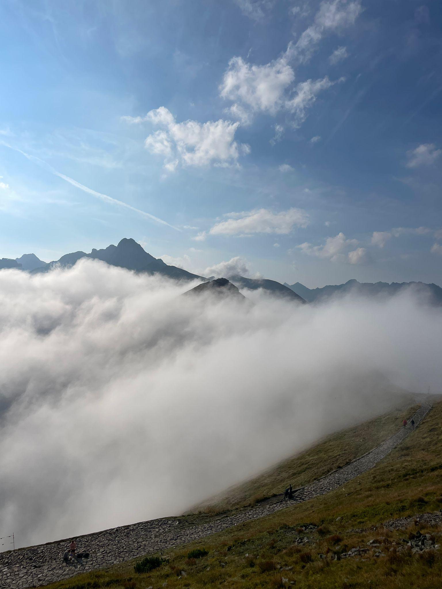 Zachmurzone Tatry. Fot. Justyna Żyszkowska-Rogus | IMGW-PIB