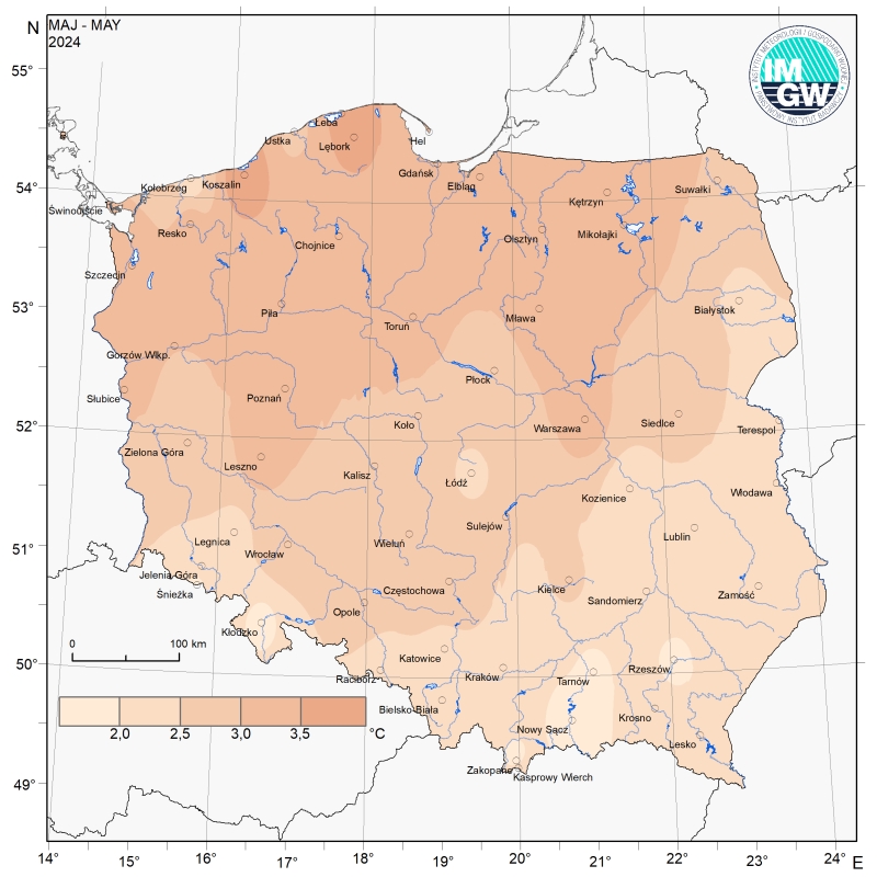 Przestrzenny rozkład anomalii średniej miesięcznej temperatury powietrza w maju 2024 r. w stosunku do normy (tj. średniej miesięcznej wartości wieloletniej elementu w okresie 1991-2020).