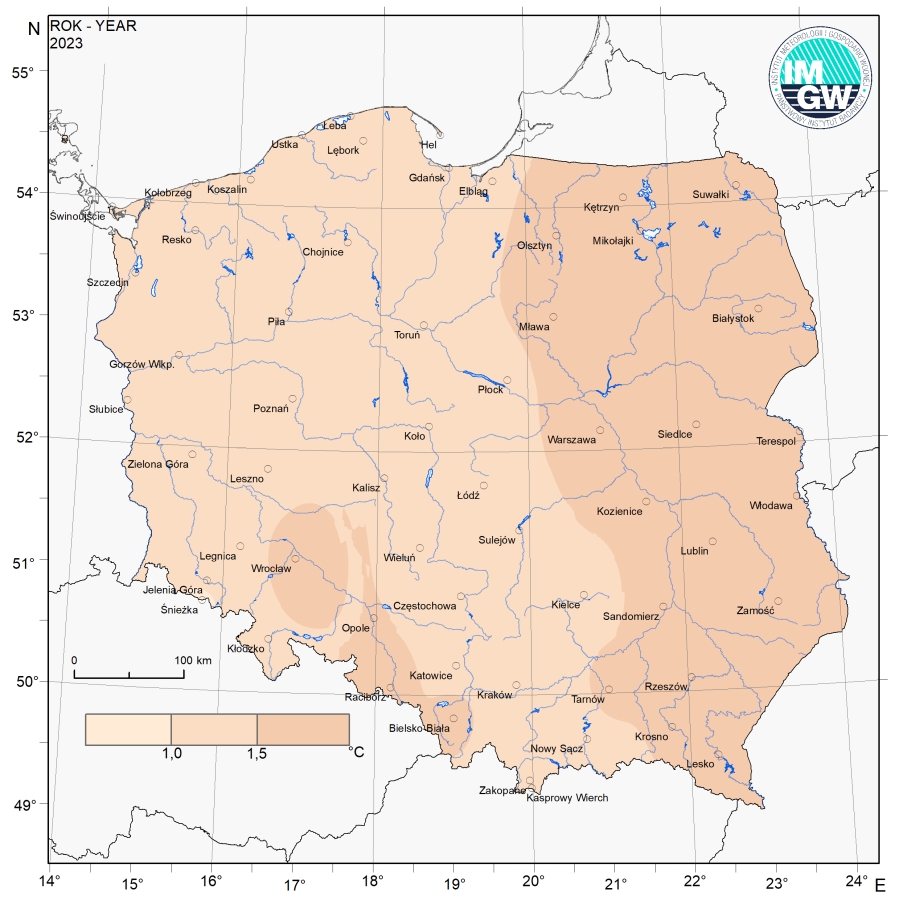 Przestrzenny rozkład anomalii średniej rocznej temperatury powietrza w 2023 r. w stosunku do normy (tj. średniej wartości wieloletniej elementu w okresie 1991-2020).