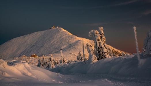 synoptyczna prognoza pogody na dlugi swiateczny weekend 23-26.12.2022r