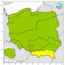 Wartości średniej obszarowej temperatury powietrza oraz klasyfikacja termiczna w zimie 2020/2021 r. w poszczególnych regionach klimatycznych Polski.