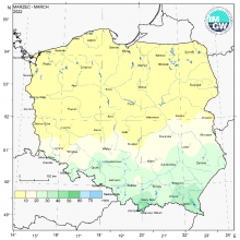 Przestrzenny rozkład miesięcznej sumy opadów w marcu 2022 r. w stosunku do normy (tj. średniej miesięcznej wartości wieloletniej elementu w okresie 1991-2020).