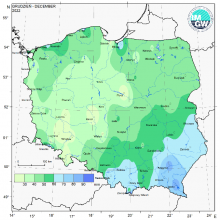 Przestrzenny rozkład miesięcznej sumy opadów w grudniu 2022 r. w stosunku do normy (tj. średniej miesięcznej wartości wieloletniej elementu w okresie 1991-2020).