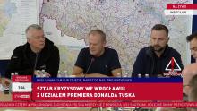 Dyrektor IMGW-PIB prof. dr hab. Robert Czerniawski oraz zastępca dyrektora ds. PSHM Marek Kowalski na posiedzeniu powodziowego sztabu kryzysowego we Wrocławiu